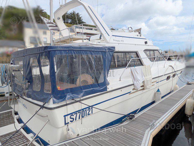 Marine projects Princess 415 barca a motore