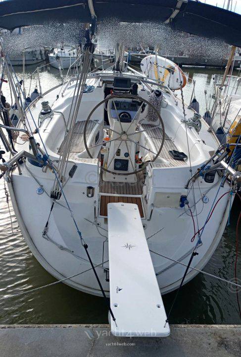 Bavaria 36 cruiser