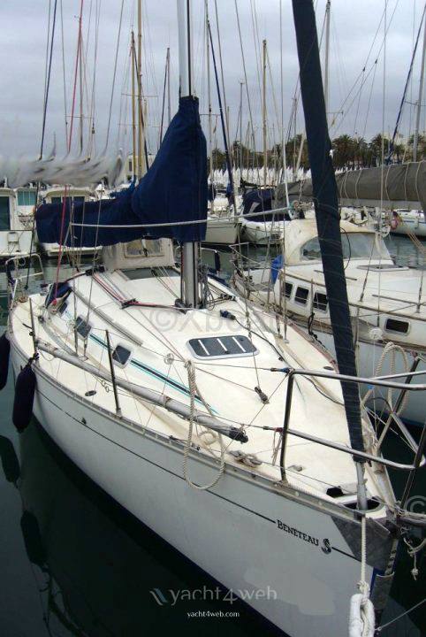 Beneteau First 310