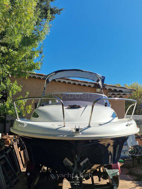 Beneteau Flyer 550 cabin