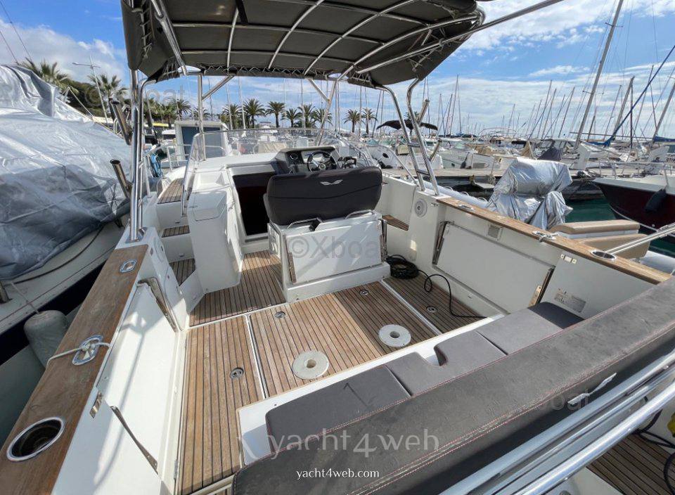 Beneteau Flyer 8.8 sundeck