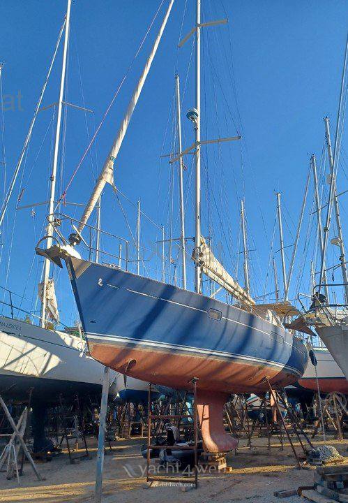 Beneteau Oceanis 411 celebration