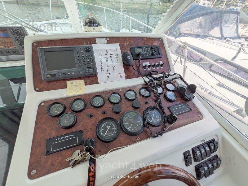 Beneteau Ombrine 960 timonier