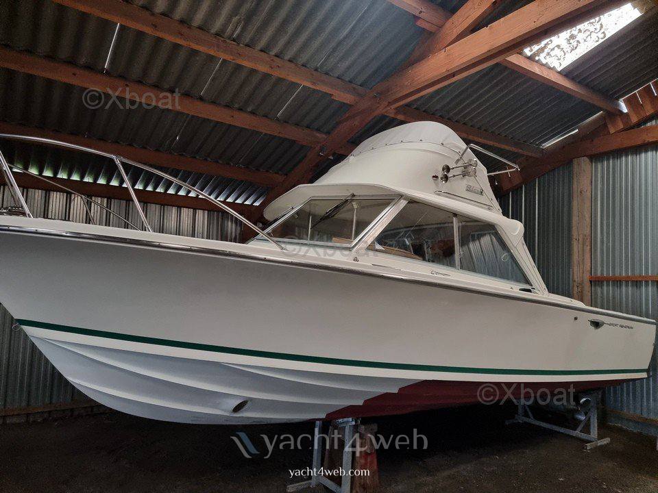 Bertram Riva 25 sport fisherman