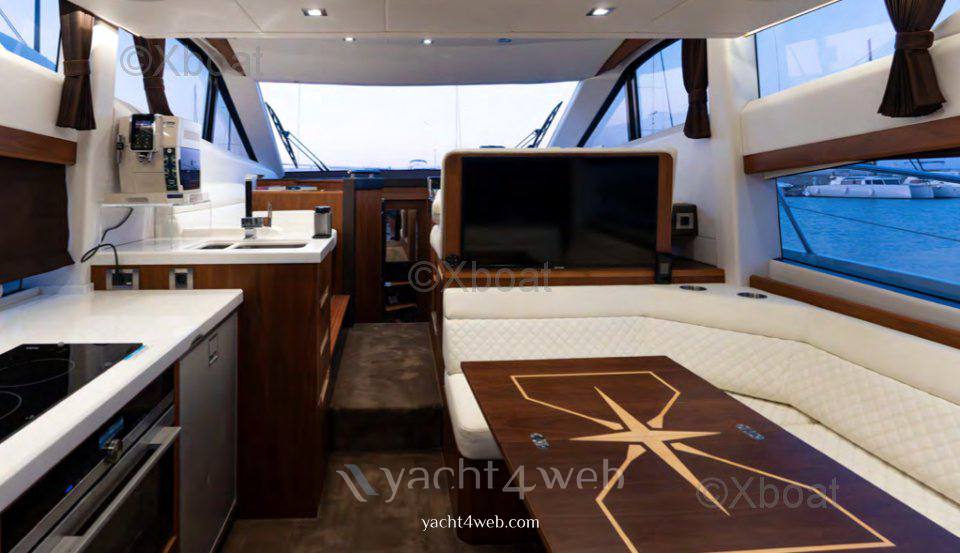 Galeon 420 fly