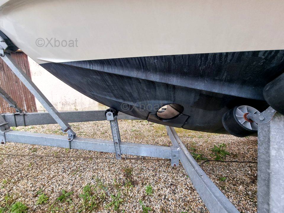 Jeanneau Cap camarat 7.5 cc