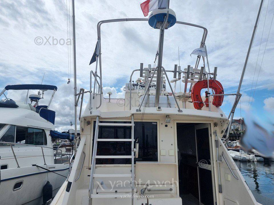 Riviera 33 flybridge