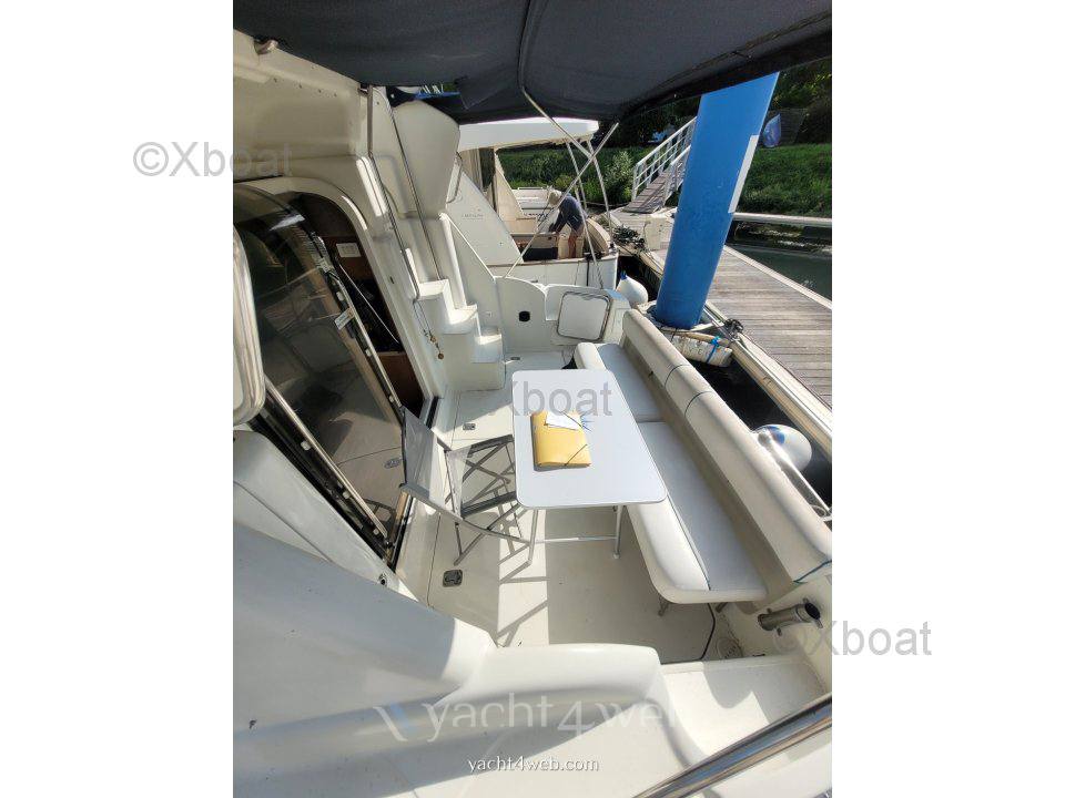 Silverton 362 fly sedan