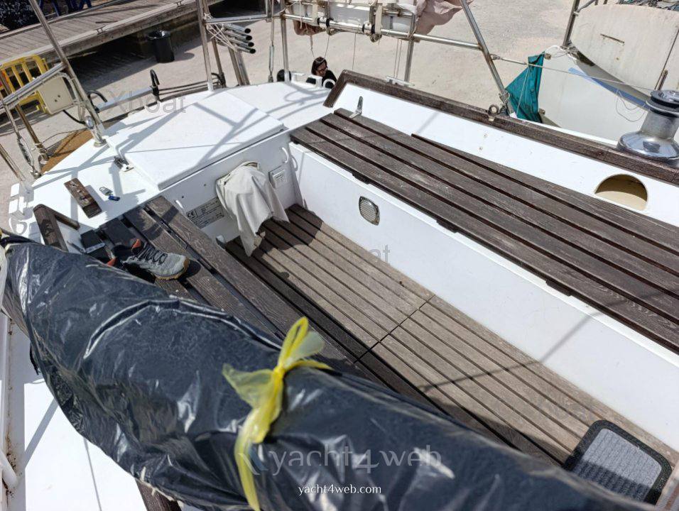 Al custom Steel blue water