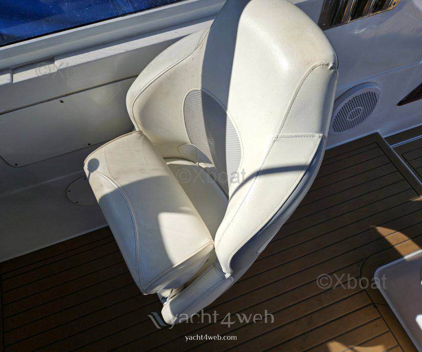 Astillero rico Bayliner ciera costero