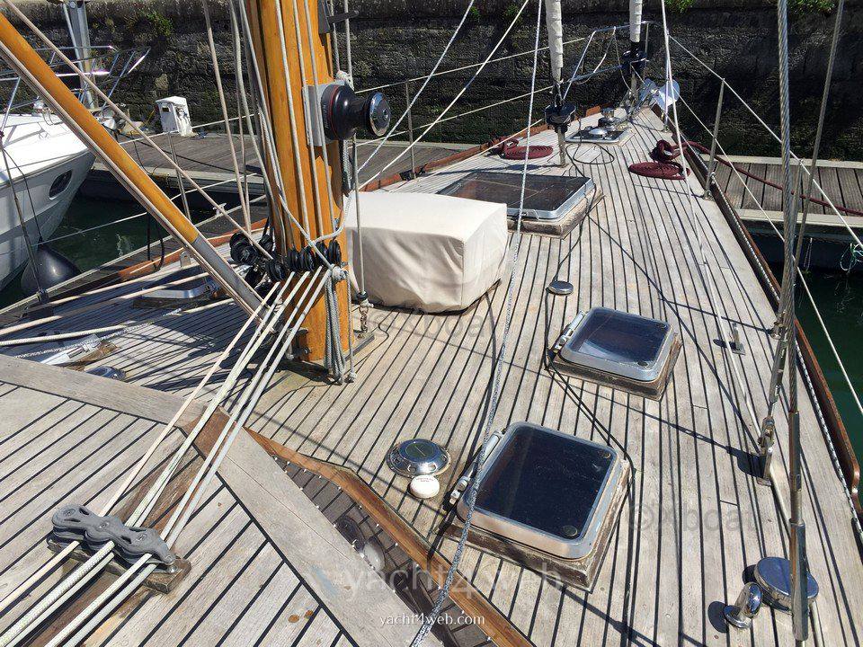 Chantier de la rance - despierres Ketch classic boat