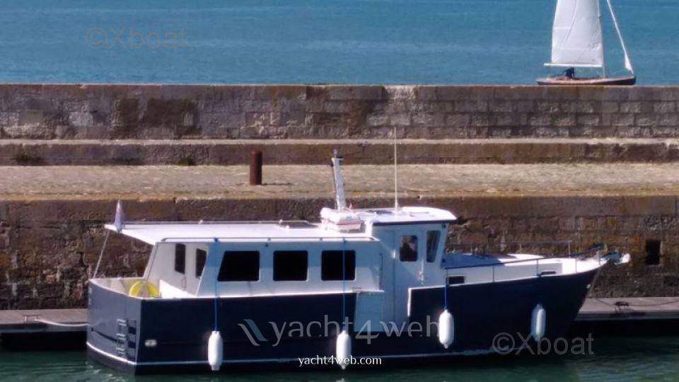 Coaster Trawler 32