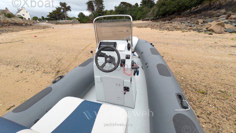 Sealegs Amphibious rib 5.6