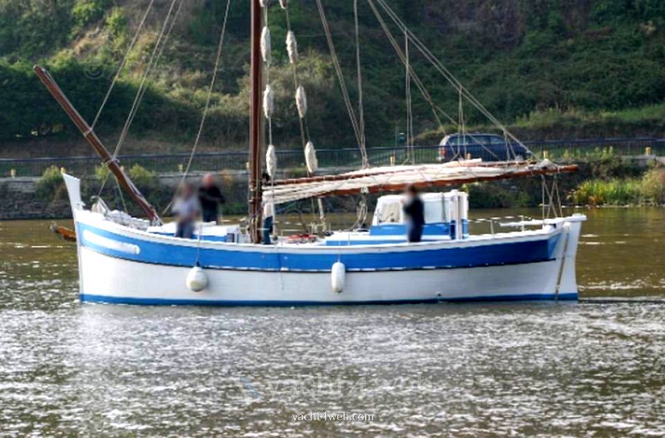 Terrizzano Pointu mediterraneen voilier aurique