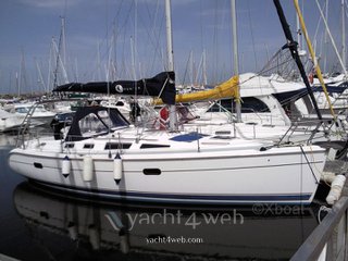 Hunter 356