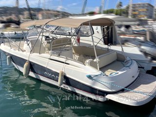 Bayliner Avanti 8