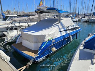 Astillero rico Bayliner ciera costero