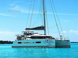 Fountaine pajot Elba 45