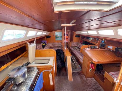 Alubat Alubat OVNI 35