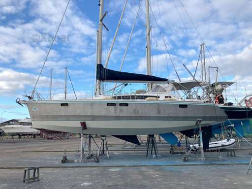 Alubat Alubat Ovni 395