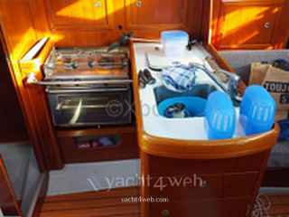 Beneteau Oceanis 323 - Photo 6