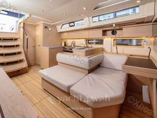 Beneteau Oceanis 51.1 от 2018