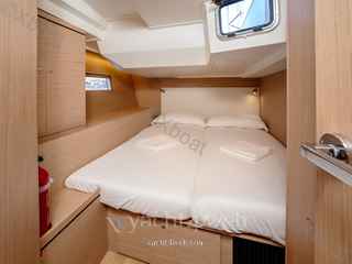 Beneteau Oceanis 51.1 от 2018