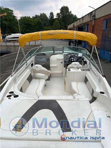 Rinker Rinker Captiva 262 cuddy