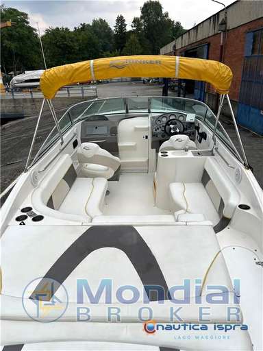 Rinker Rinker Captiva 262 cuddy