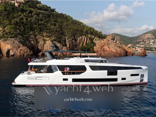 Sirena yacht 88
