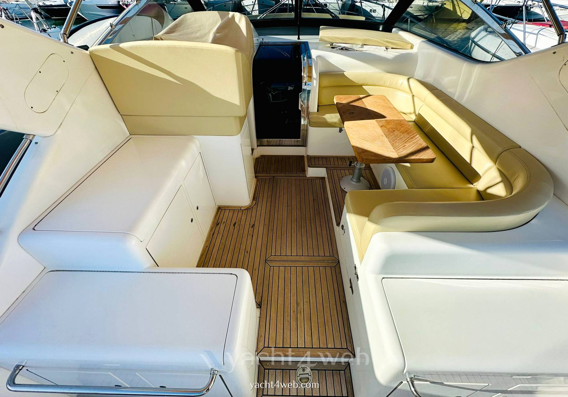 Uniesse 42 open Motorboot