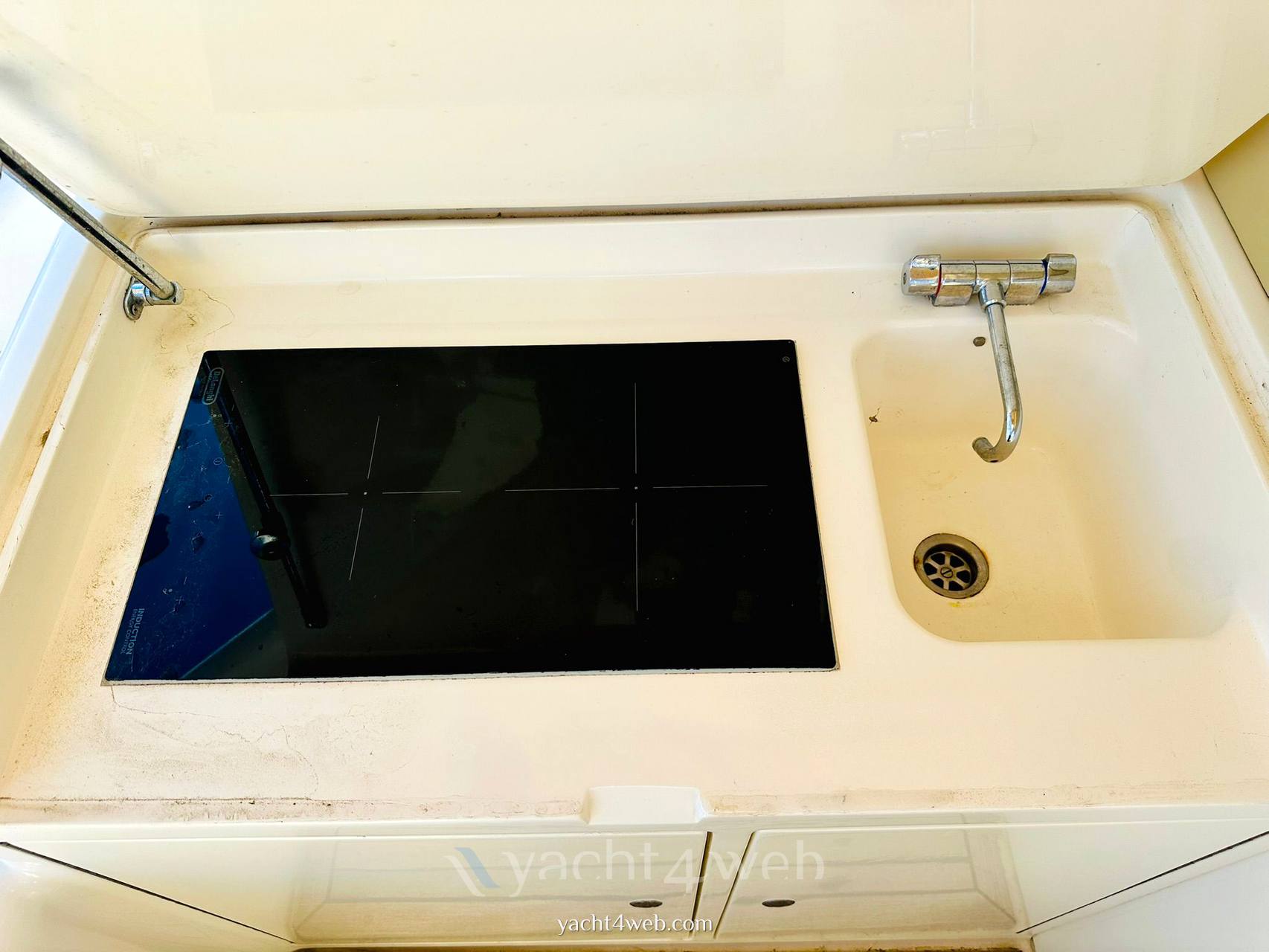 Uniesse 42 open Express Cruiser