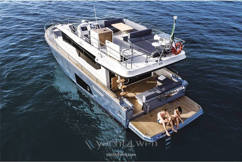 Cranchi T43 Bateau à moteur nouveau en vente