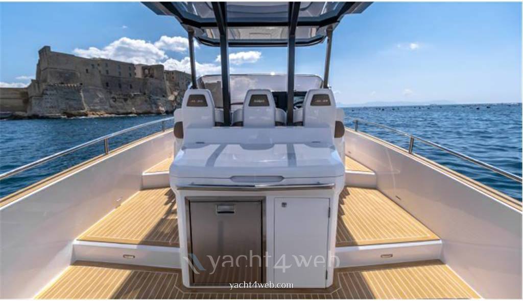 Salpa Avantgarde 35 Motor boat used for sale