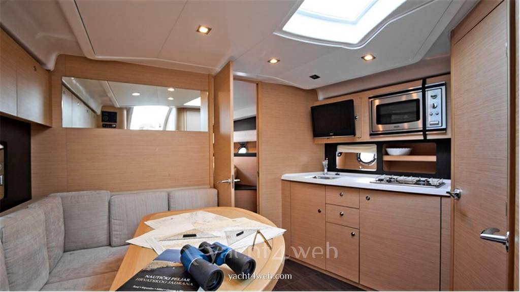 Benateau montecarlo 37 Montecarlo ht 37 Motor boat used for sale