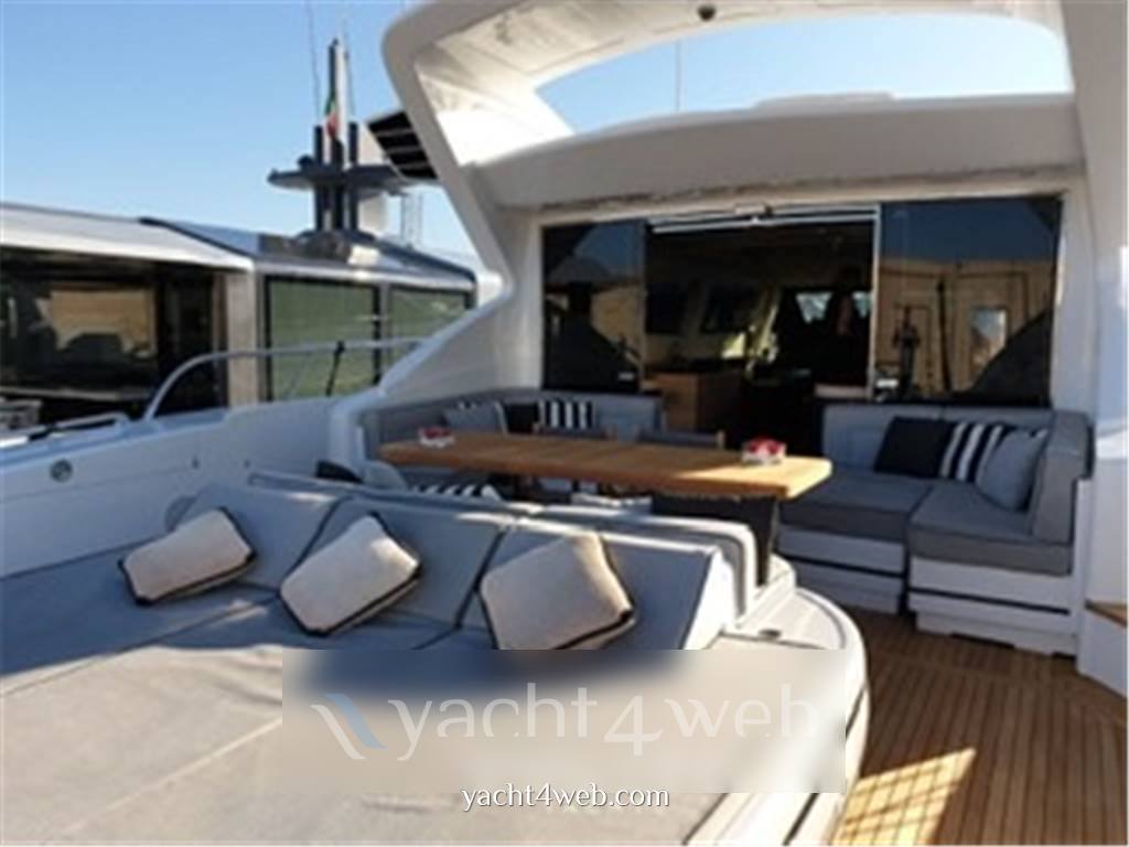 Overmarine group Mangusta 92 open Motorboot gebraucht zum Verkauf