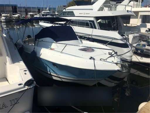 Beneteau Beneteau FLYER 850 SUN DECK