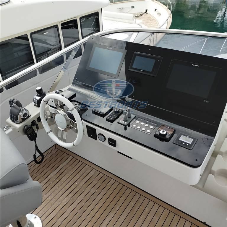 Azimut 60 fly