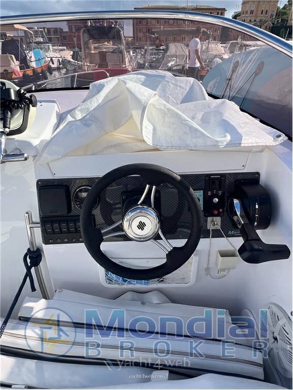 Marinello 26 bateau à moteur