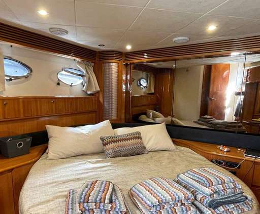 Princess Yachts Princess Yachts V65 ht