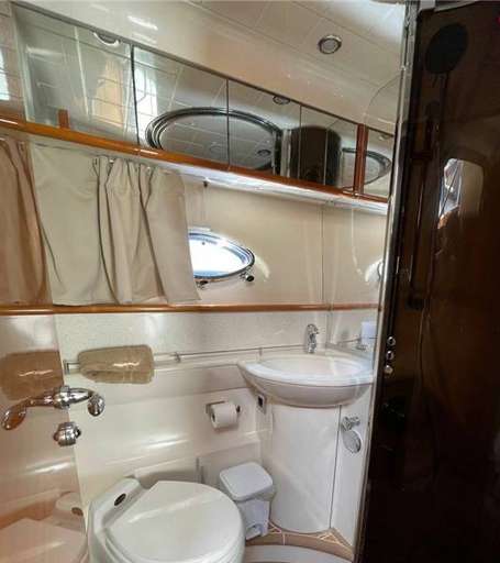 Princess Yachts Princess Yachts V65 ht