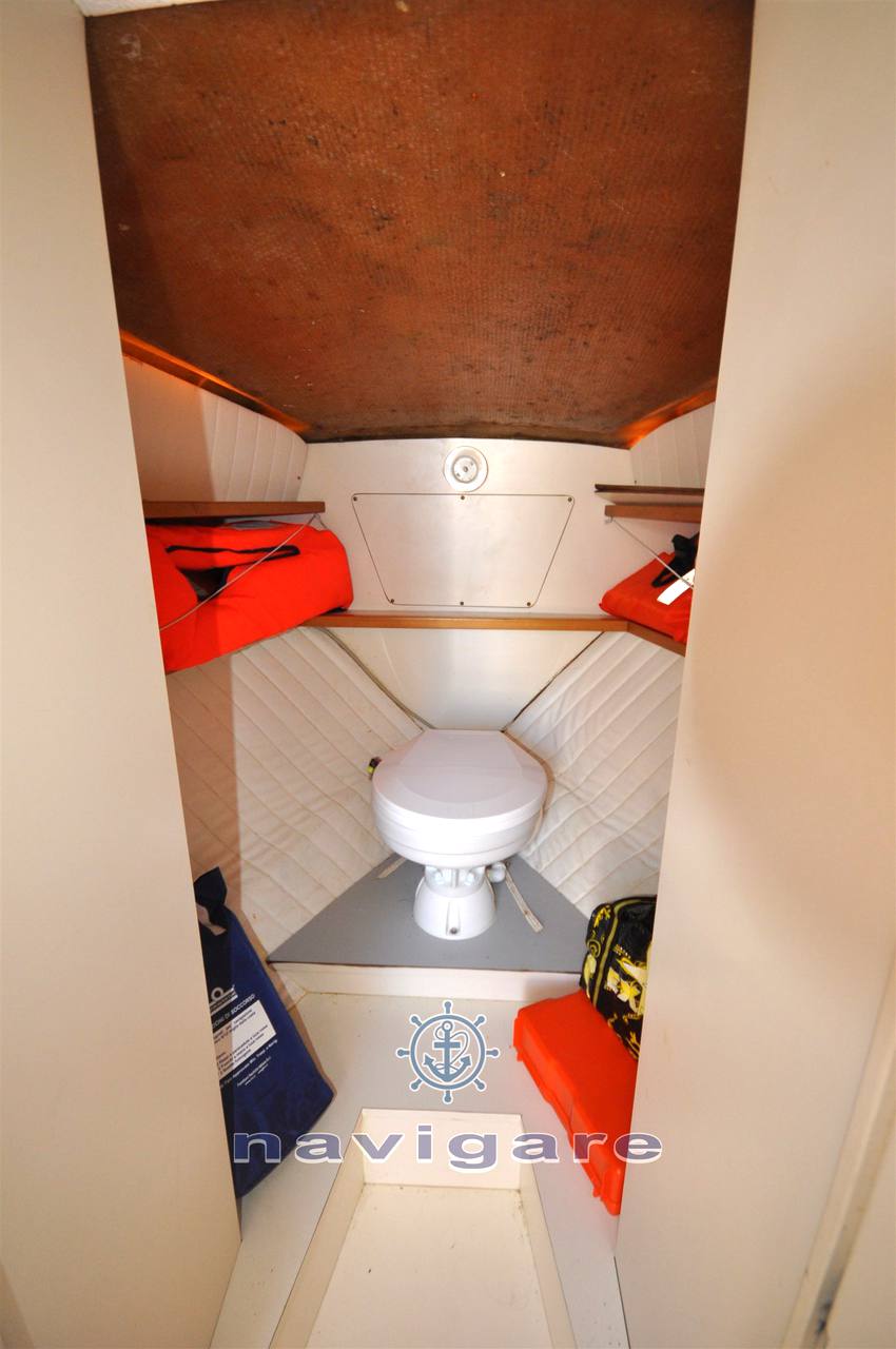 Royal yacht group Harpoon 255 walkaround Walkaround