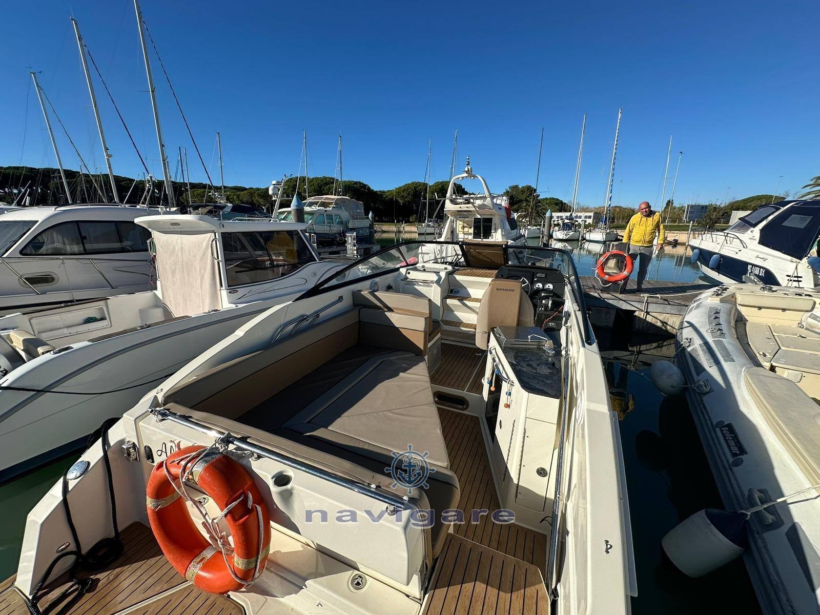 Quicksilver Activ 805 cruiser 0