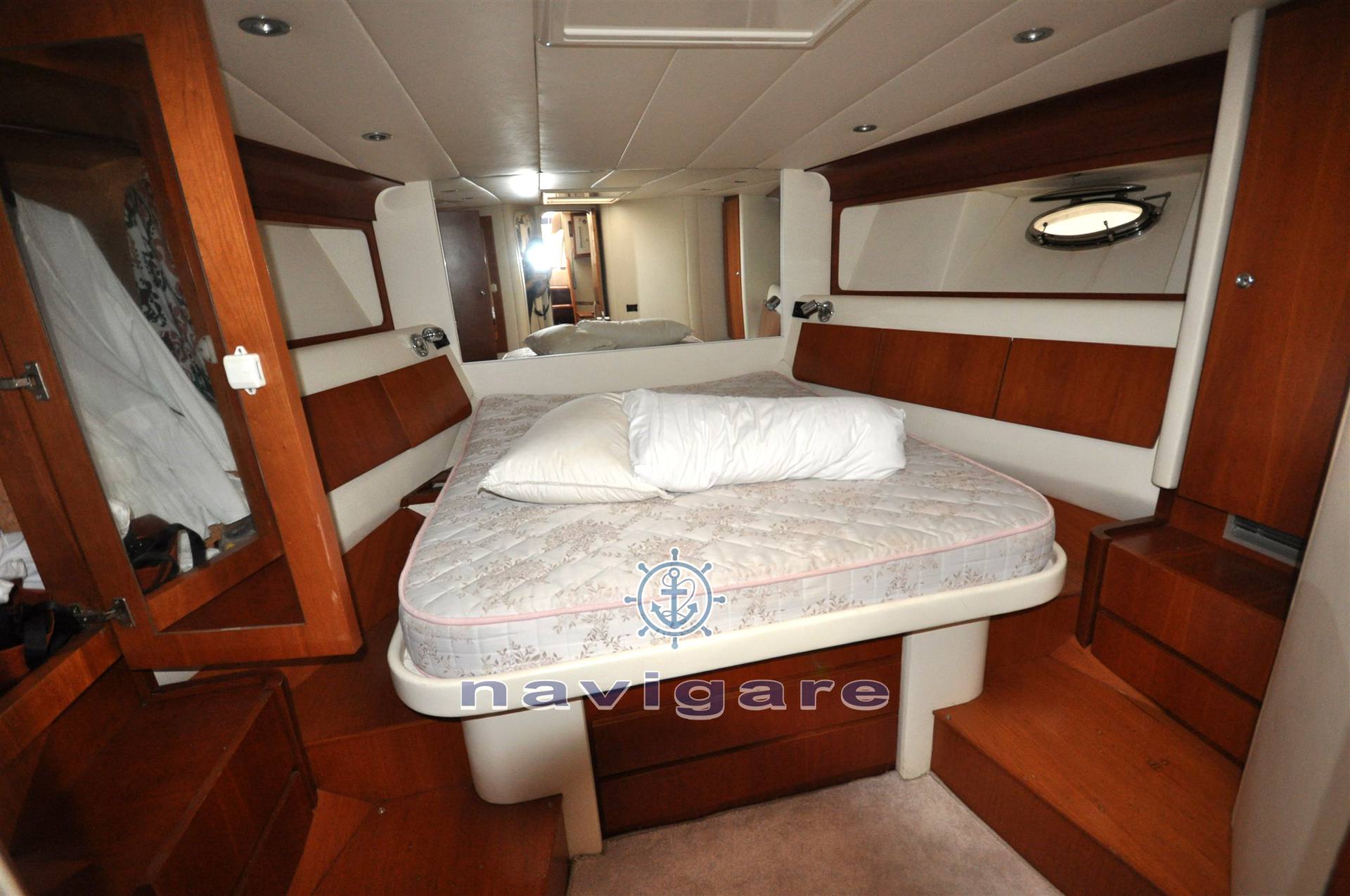 Itama 46 Day cruiser