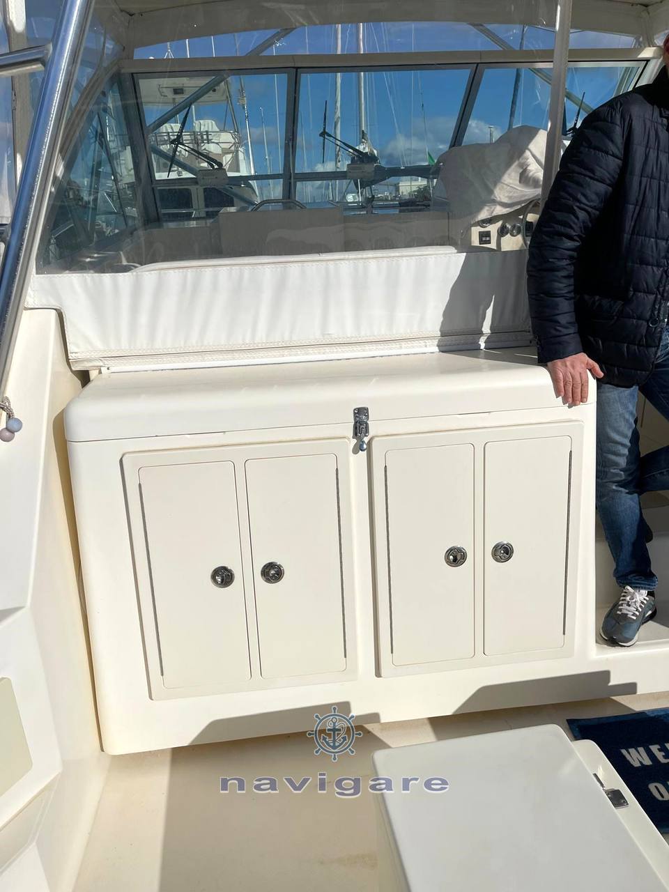 Carolina classic Cc 32 قارب بمحرك