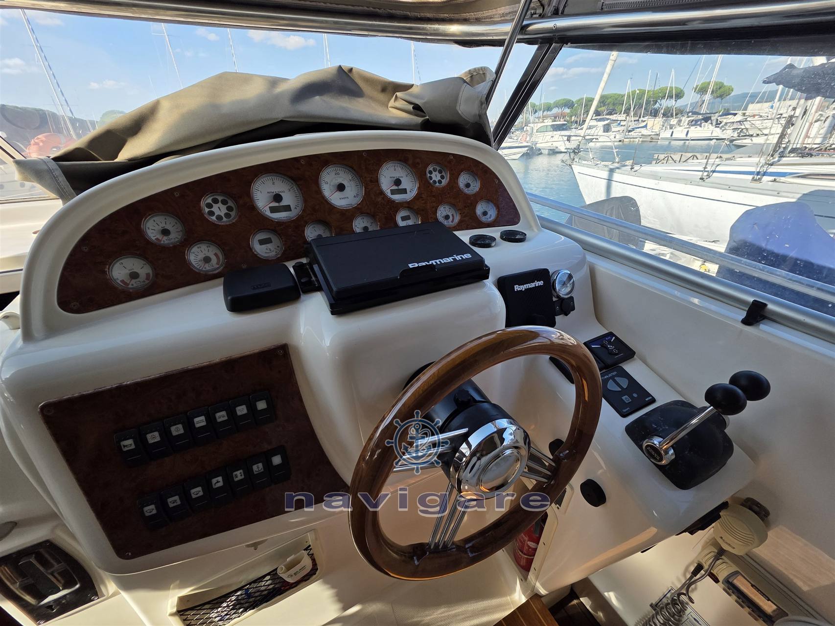 Manò marine Mano' 32 sport Motor boat used for sale