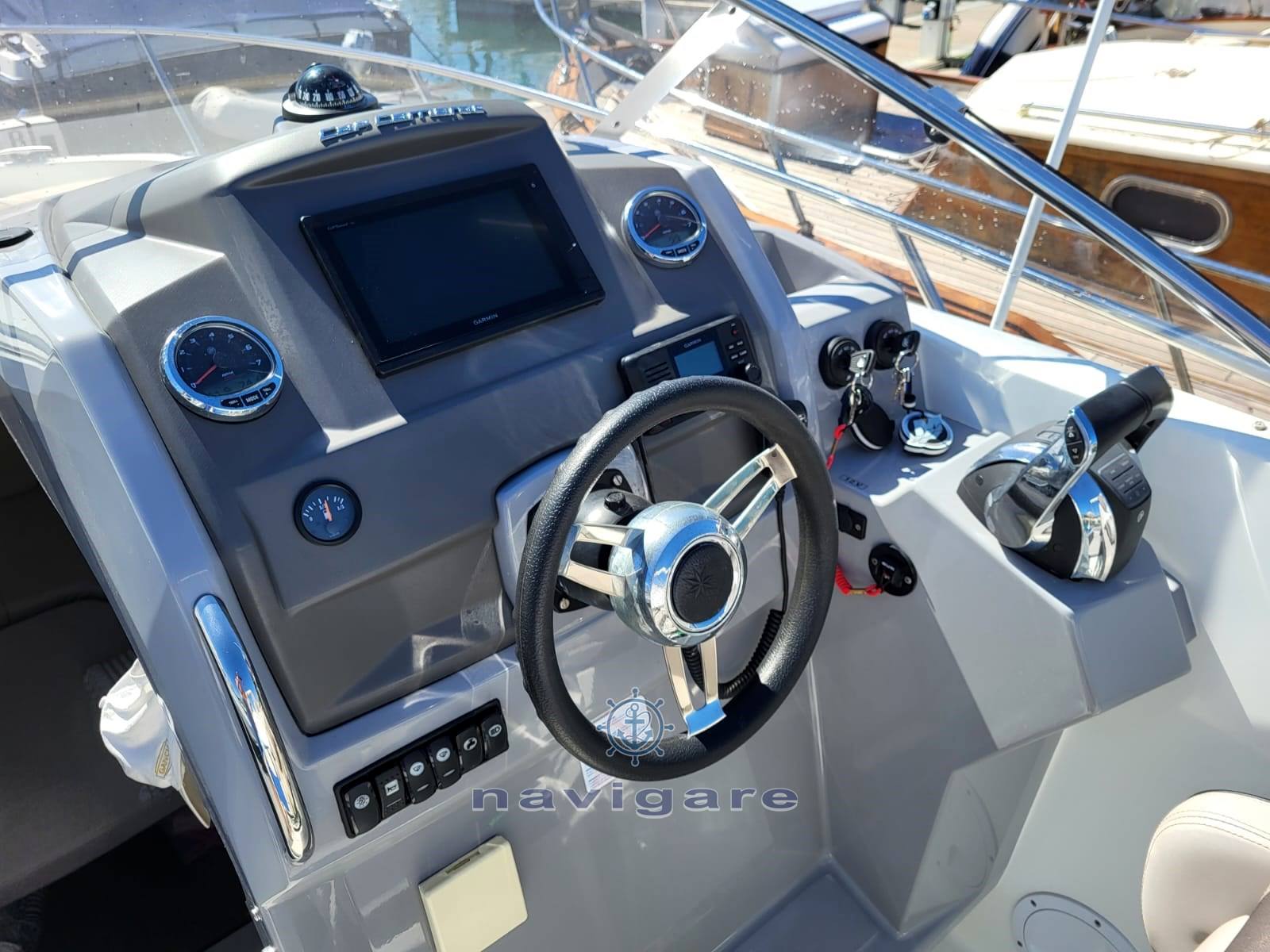 Jeanneau Cap camarat 8.5 wa 使用