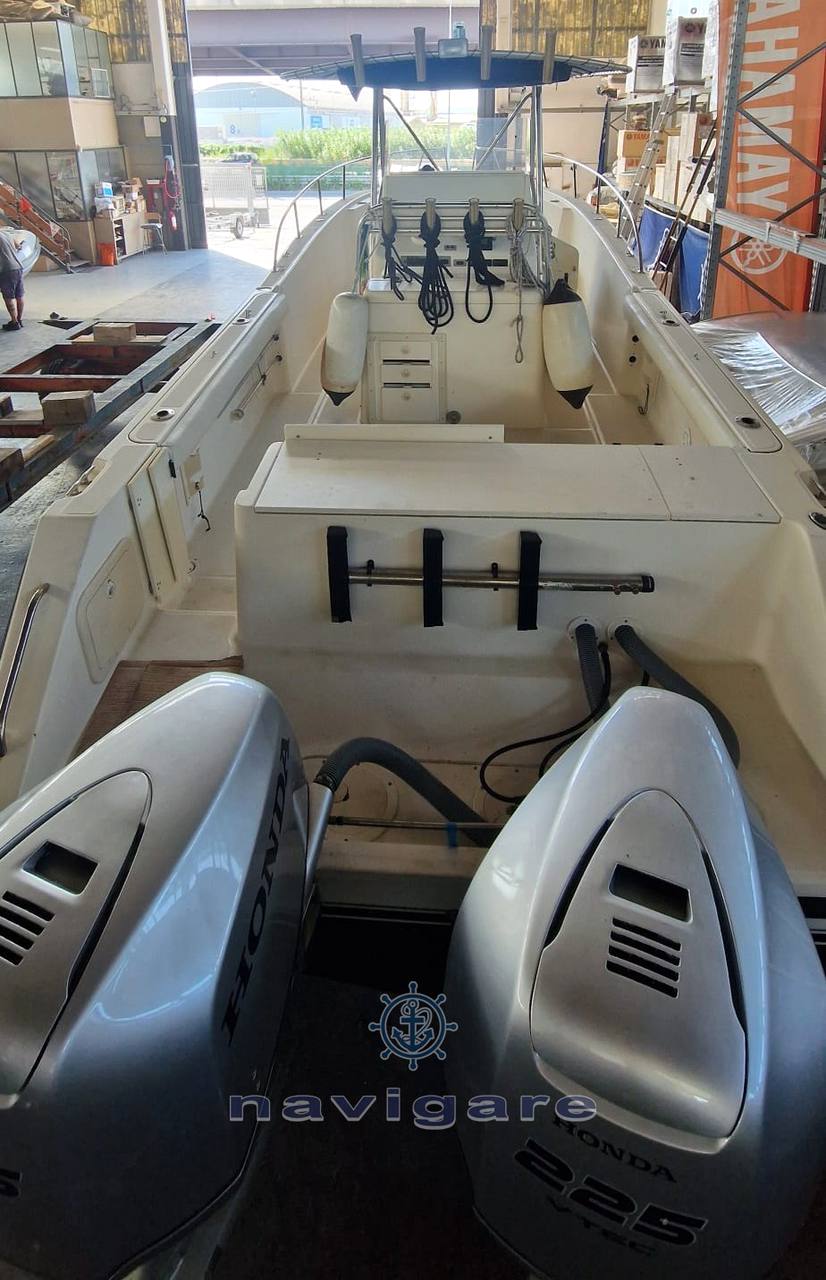 Pursuit 2870 center console Saltwater Fishing used