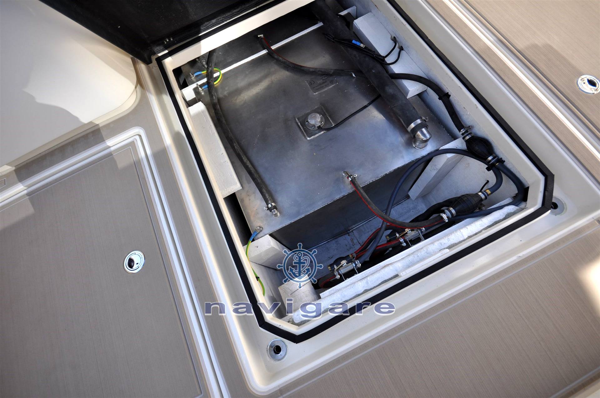 Tuccoli marine T295 vm montecristo bateau à moteur