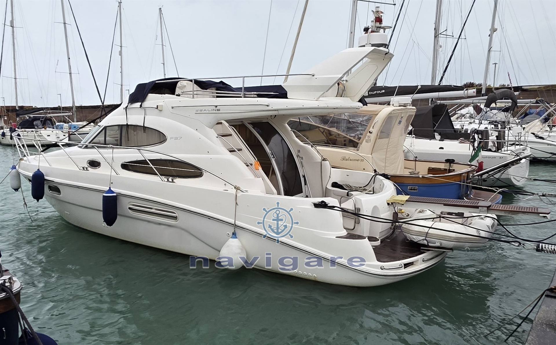 Sealine F 37 
